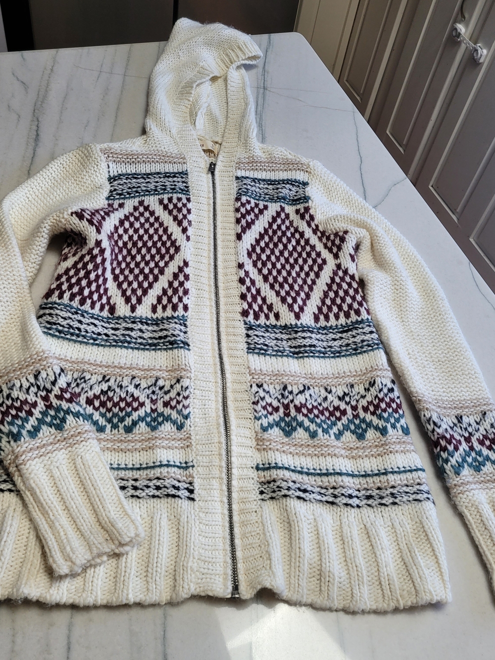 Hollister Cream Hooded Zip Cardigan with Maroon and Teal Patterns